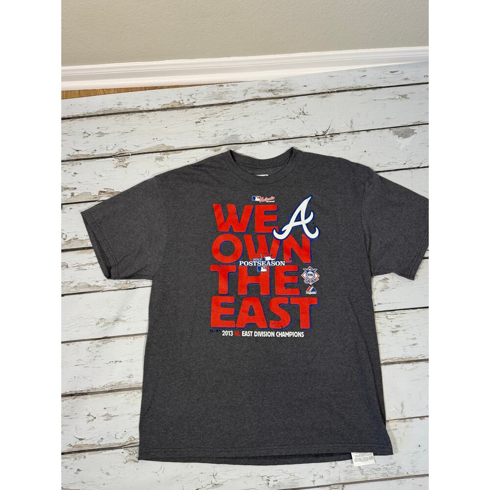 Atlanta Braves 2013 Postseason We Own The East TShirt NL E Champs Majestic sz xl